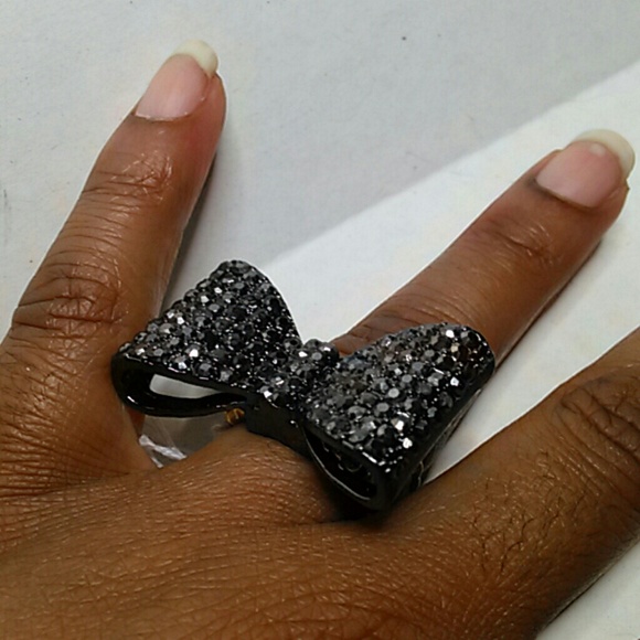 Ring - Picture 2 of 2