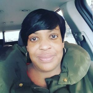 Meet your Posher, Carla