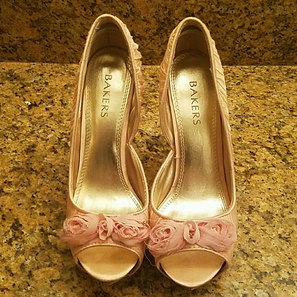 BAKERS 'Sandee' pump