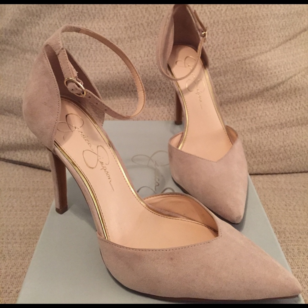 Jessica Simpson Cirrcus D'Orsay Suede Pump - 7.5