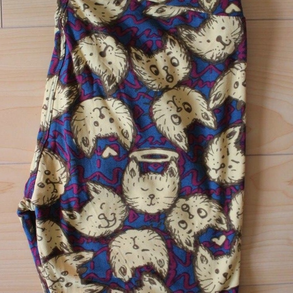 LuLaRoe rare kitty face leggings 🦄🦄