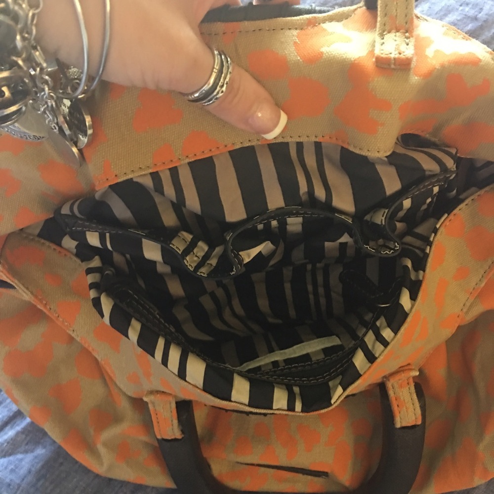 Leopard Handbag - Picture 3 of 3