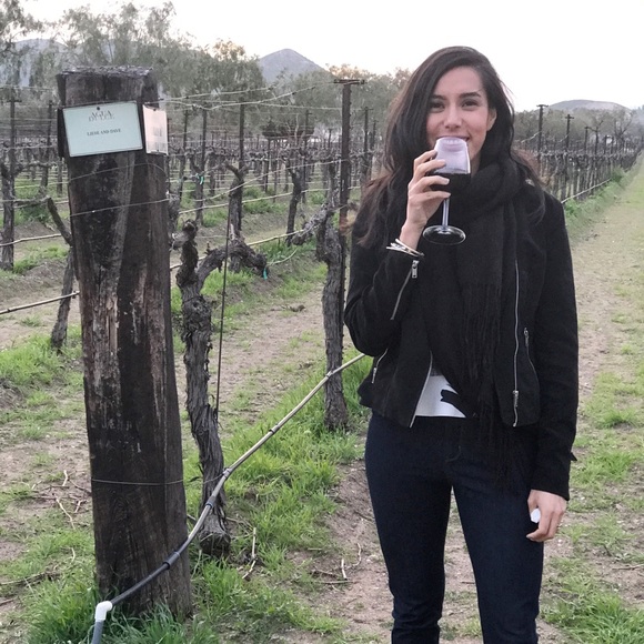 Meet your Posher, Denise - Picture 1 of 1