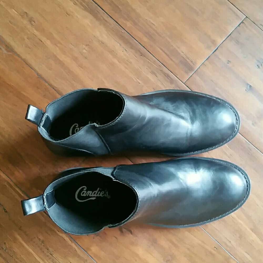 Candies black ankle boots