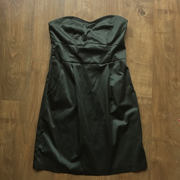 Olive color satin sweetheart mini dress (s) - Picture 4 of 4