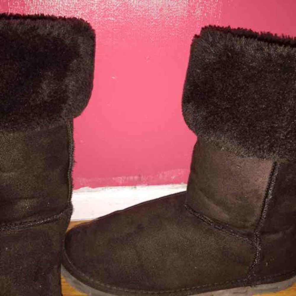 Brown Uggs - image 2