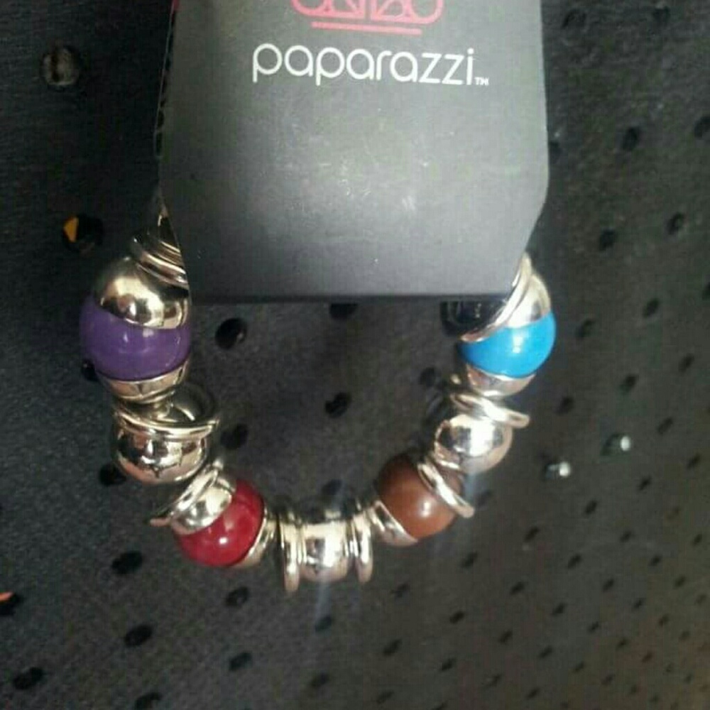 NWT Silver bead stretch bracelet