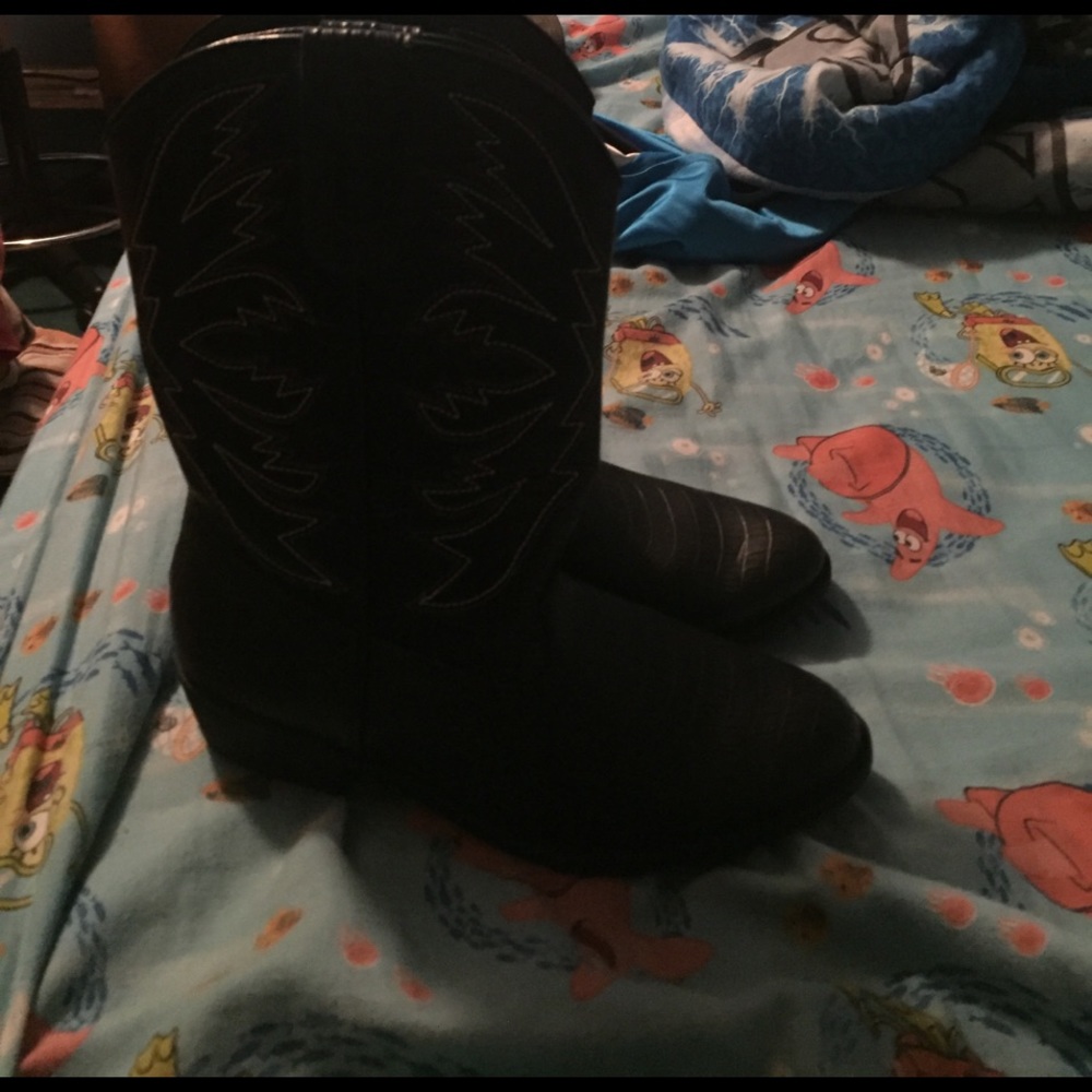 Boys cowboy boots
