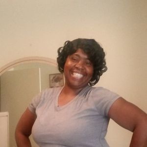 Meet your Posher, Maxine