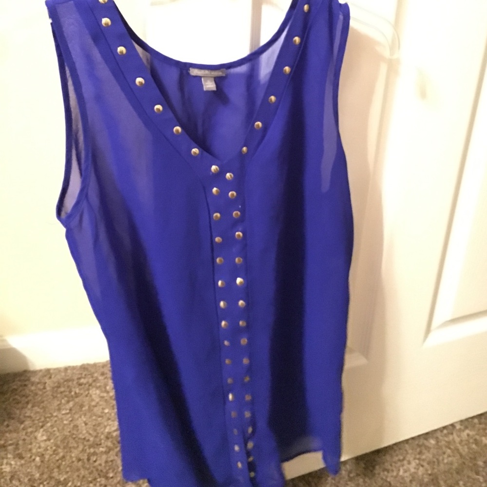 Blue tank