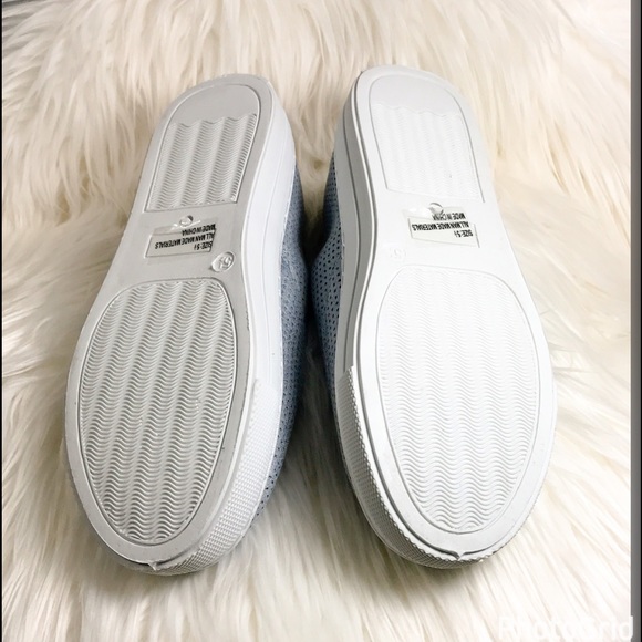 LAST ONE SALE! 🌸Serenity Blue Slip On Sneakers - Picture 5 of 8