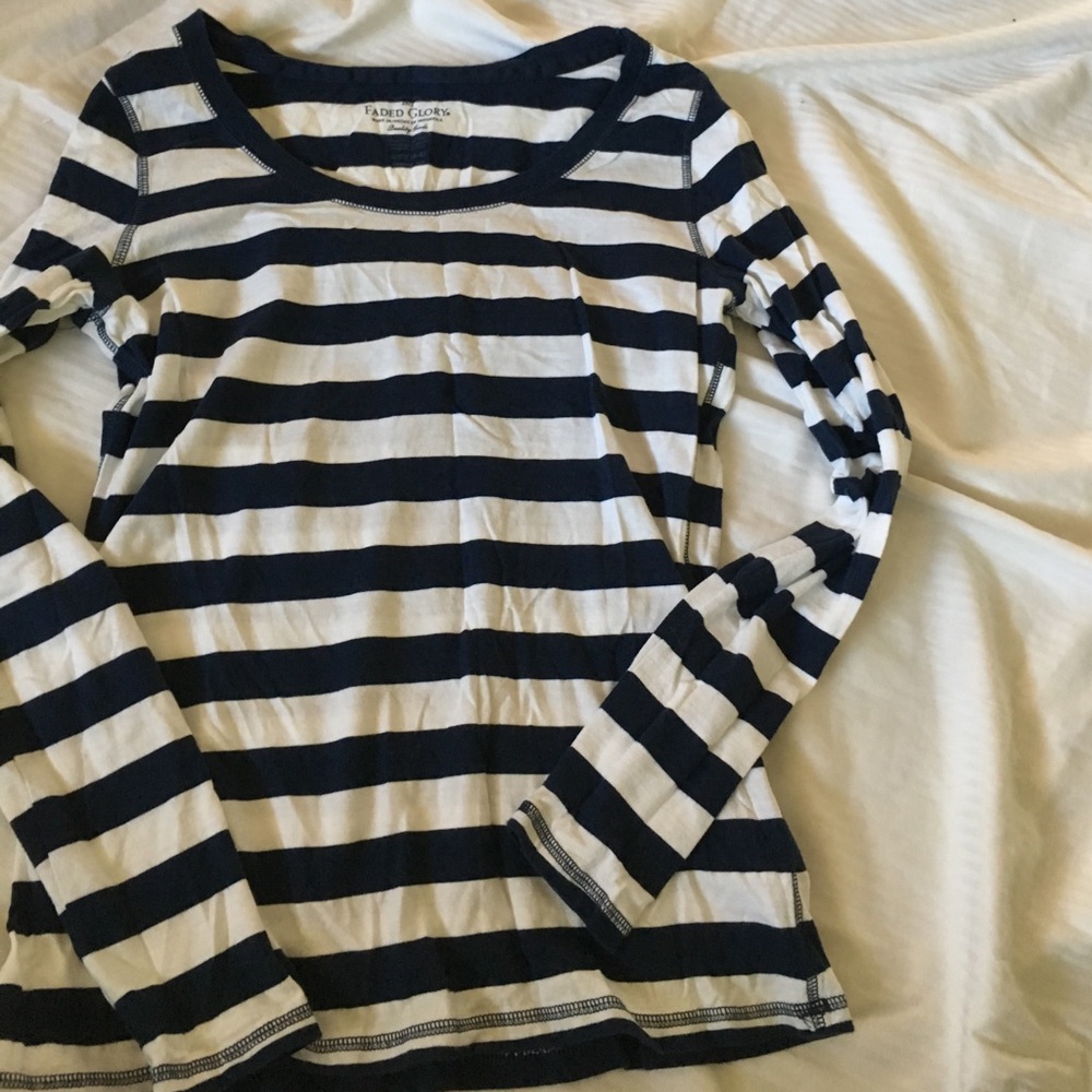 Long sleeve t shirt