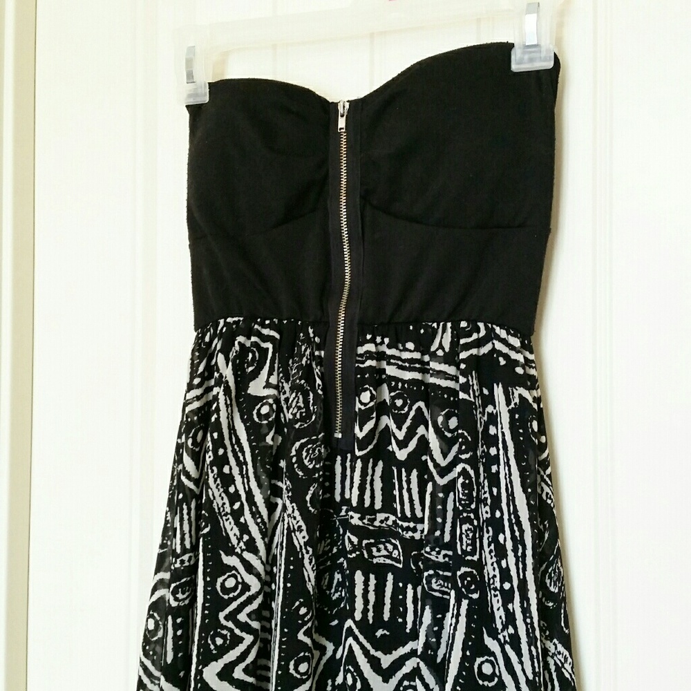 Black and White Tribal Print Strapless Dress