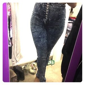 High waist stone wash skinny jeans‼️