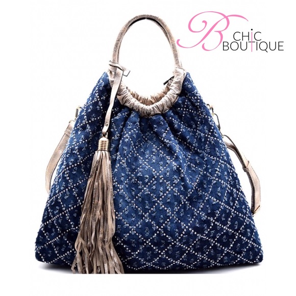 🌸SPRING SALE🌸The Distressed Denim Hobo Bag - Picture 2 of 6