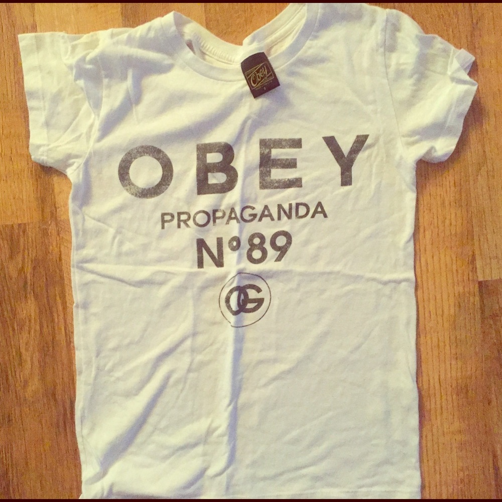 Obey shirt