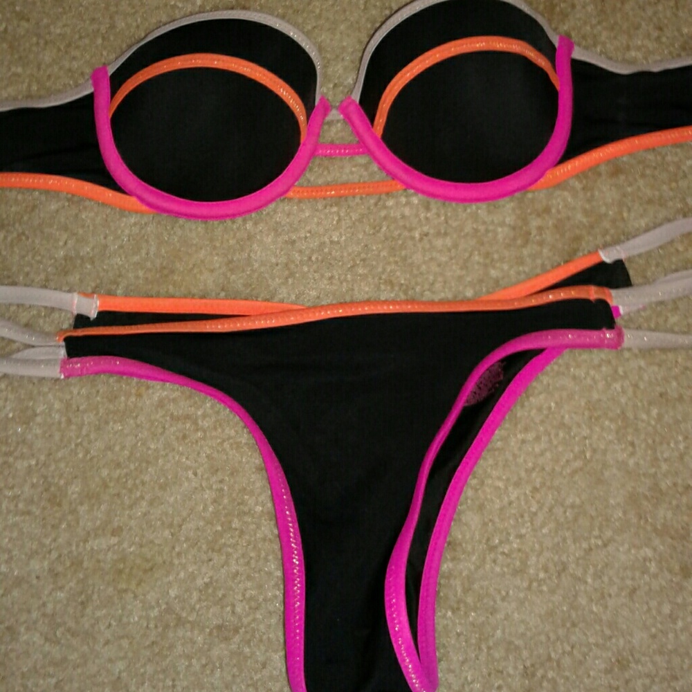 Victoria's secret scrunch butt bikini