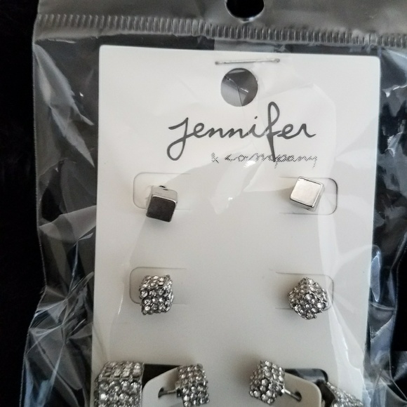 Jewelry - Picture 1 of 1