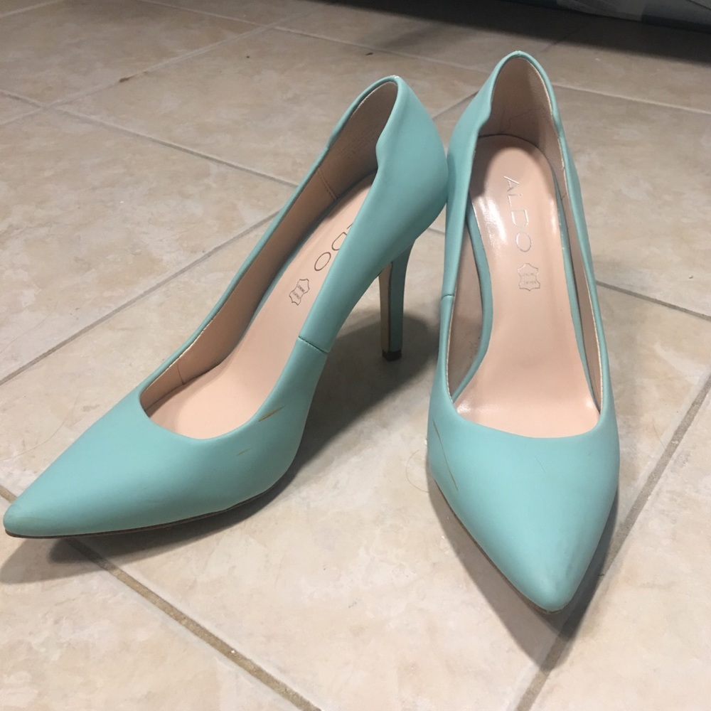 ❕ALDO light turquoise closed toe 4" heel❕