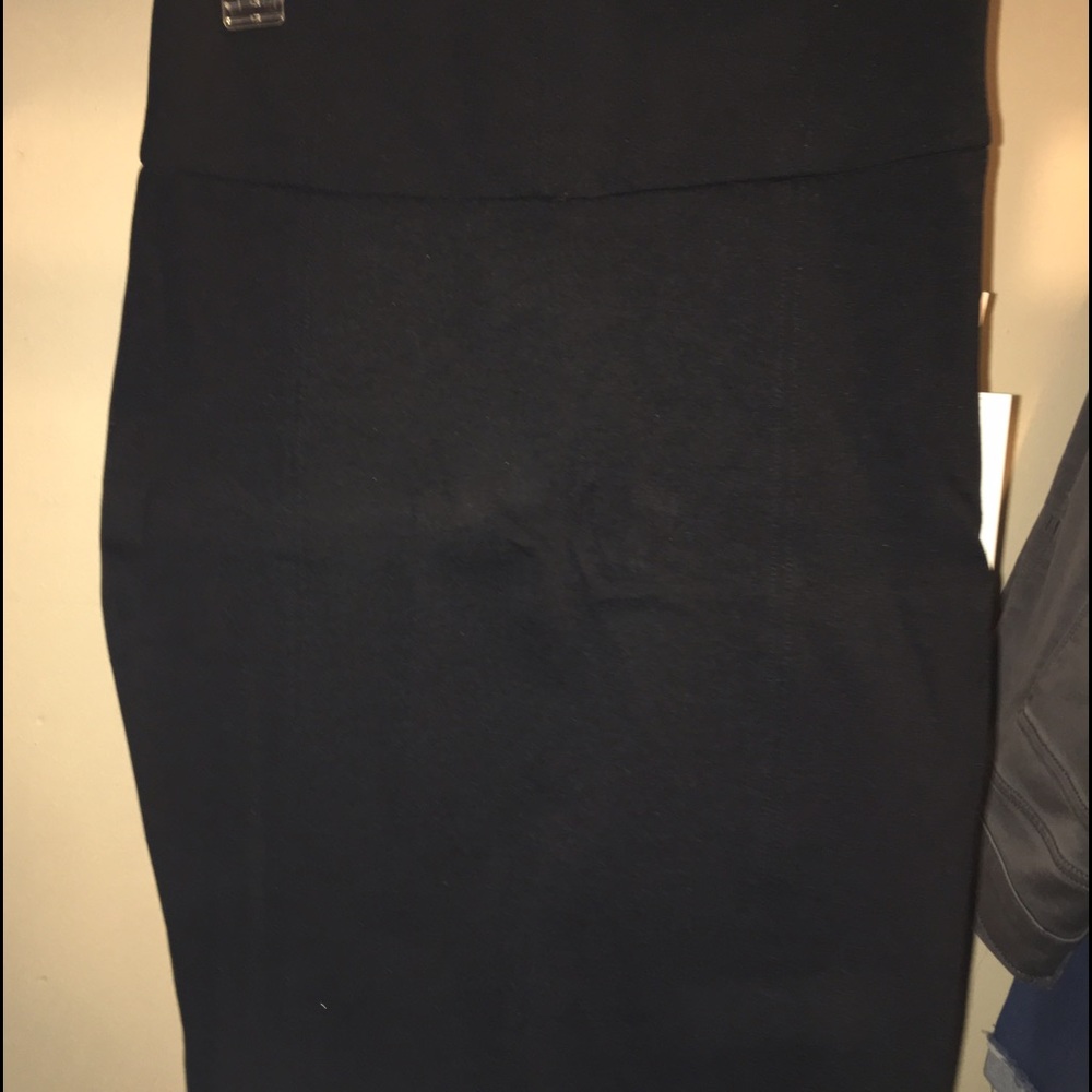 Black pencil skirt - brand new