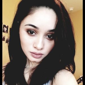 Meet your Posher, Sandy