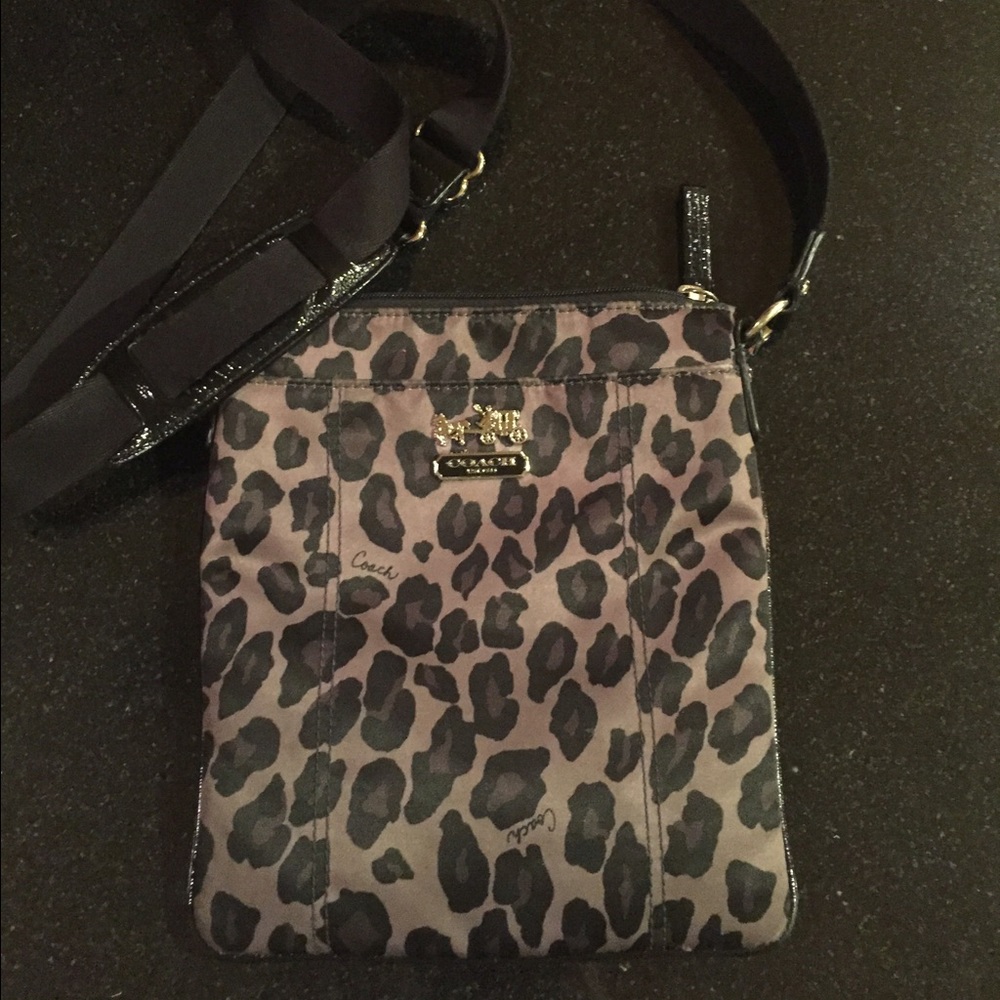 COACH CROSSBODY PURSE