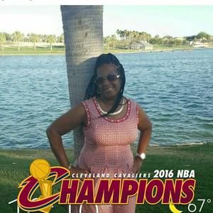 Meet your Posher, Lovely