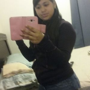 Meet your Posher, Daniela