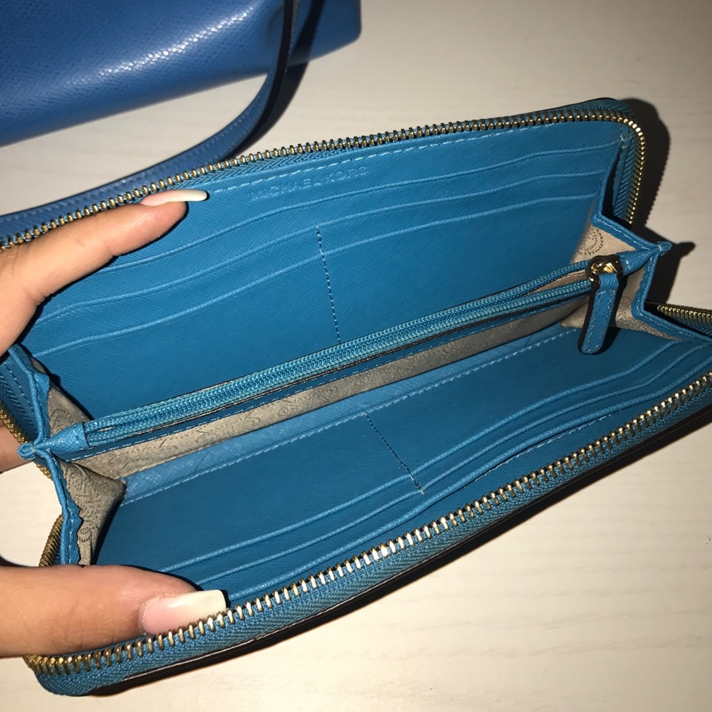 Wallet - Picture 2 of 3