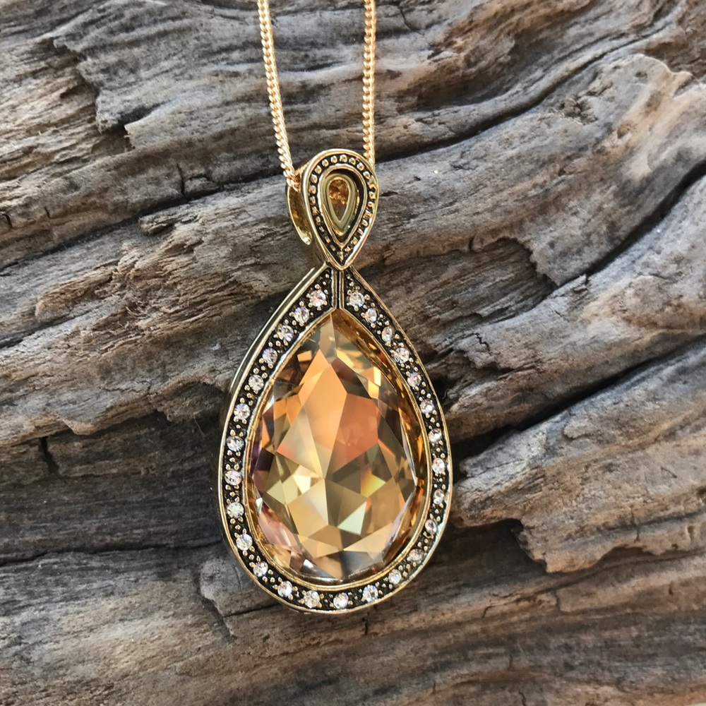 Handcrafted necklace with Swarovski crystal - Picture 2 of 5