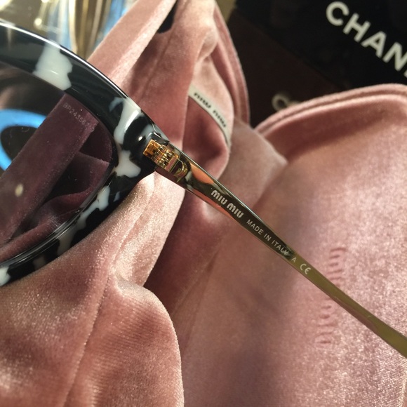 Miu Miu Brand NEW FAB! - Picture 2 of 4