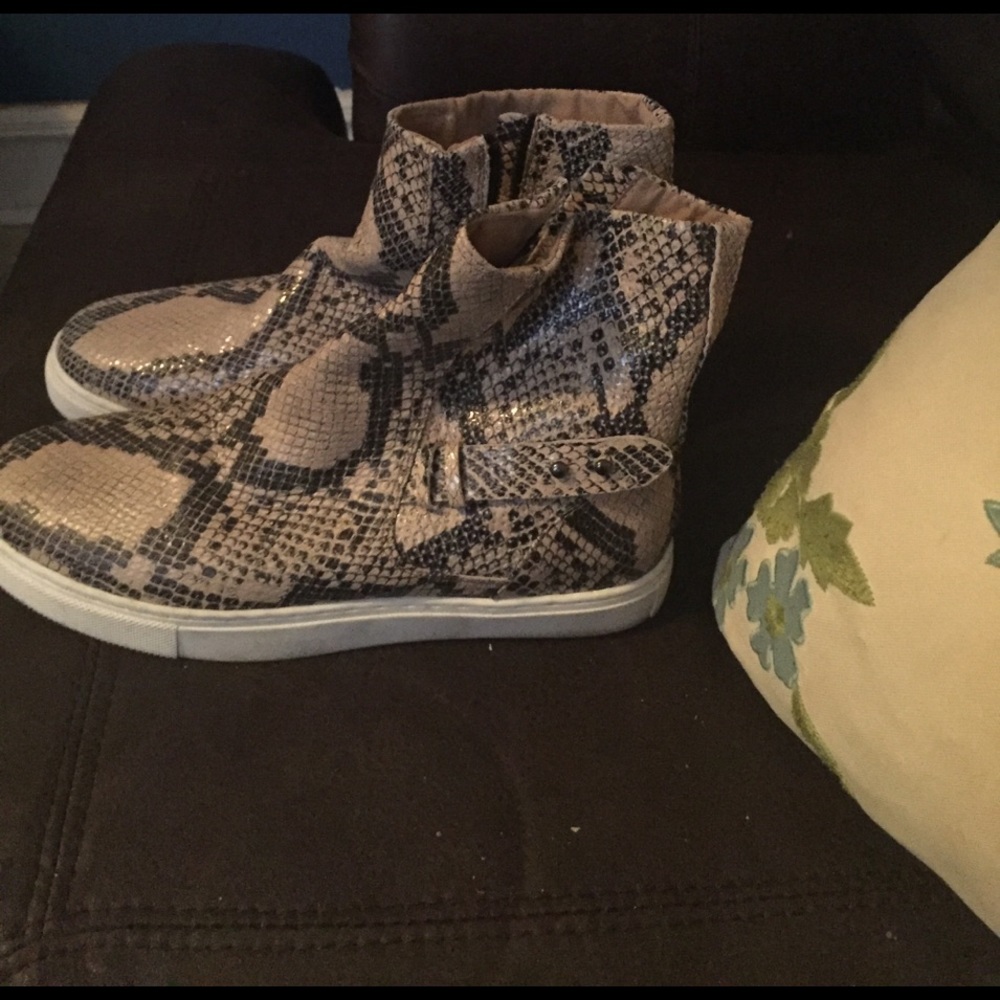Booties - Picture 2 of 3