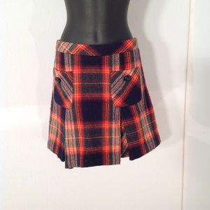 G. Stefani Lambs wool skirt from 2008 collection.