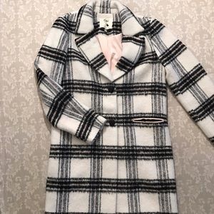 Yumi plaid coat.