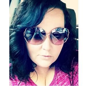 Meet your Posher, Stefani