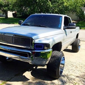 Meet your Posher, Chase