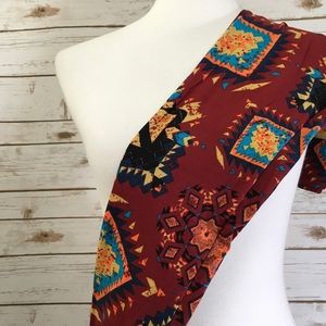 LuLaRoe OS Aztec Leggings