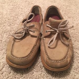 *worn* Sperry shoes