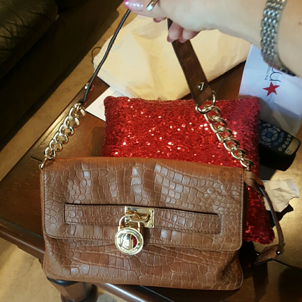 Michael Kors hand bag