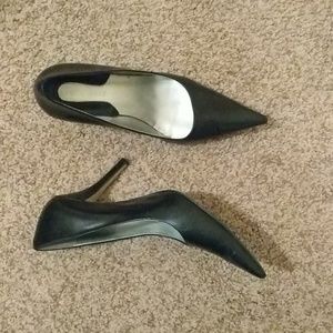 Nine West black heels