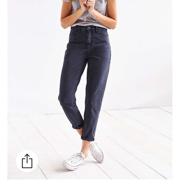UO Mom jean - Picture 1 of 3