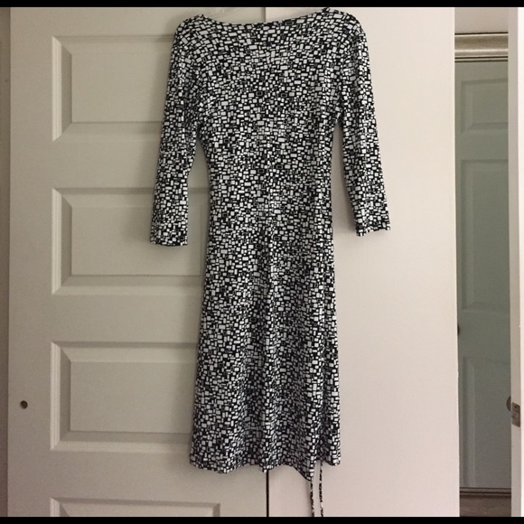 Casual Dress - Picture 2 of 4