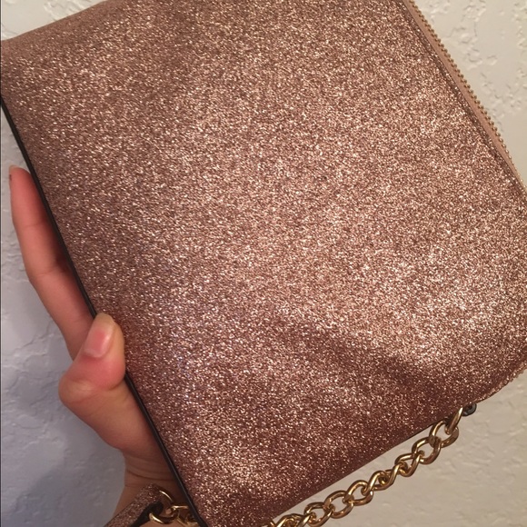 Michael kors purse - Picture 4 of 4