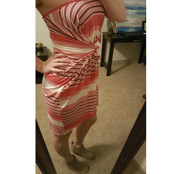 Lularoe Irma tunic- can wear as shirt or dress! - Picture 4 of 5