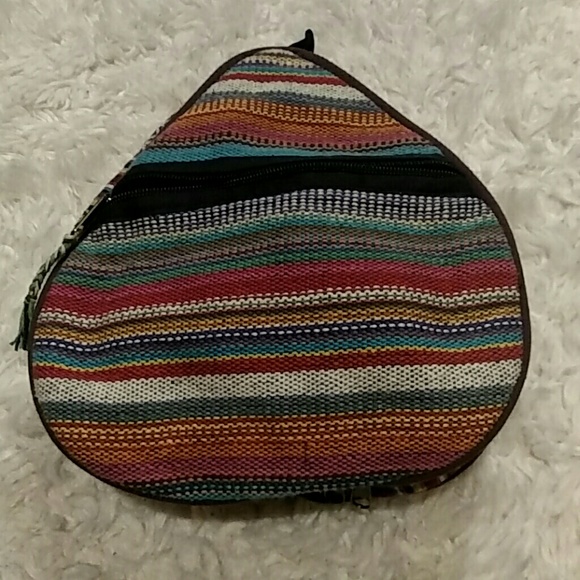 Multi-Zip Patterned Bag! - Picture 5 of 6