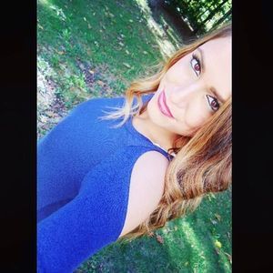 Meet your Posher, Pegah