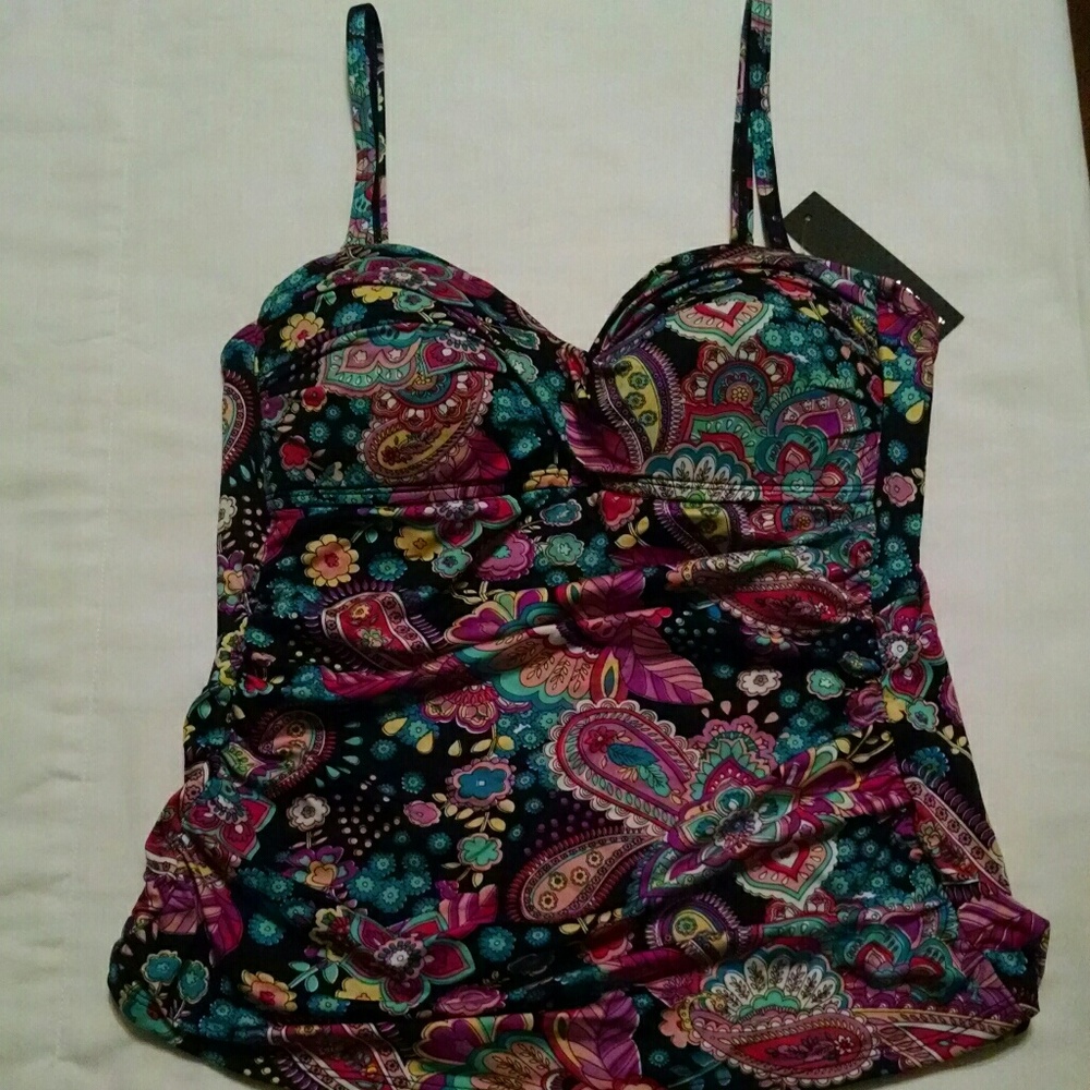 Apt. 9 large swim top NWT