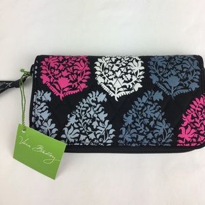 Vera Bradley Accordion wallet Northern Lights