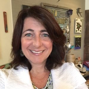 Meet your Posher, Suzy