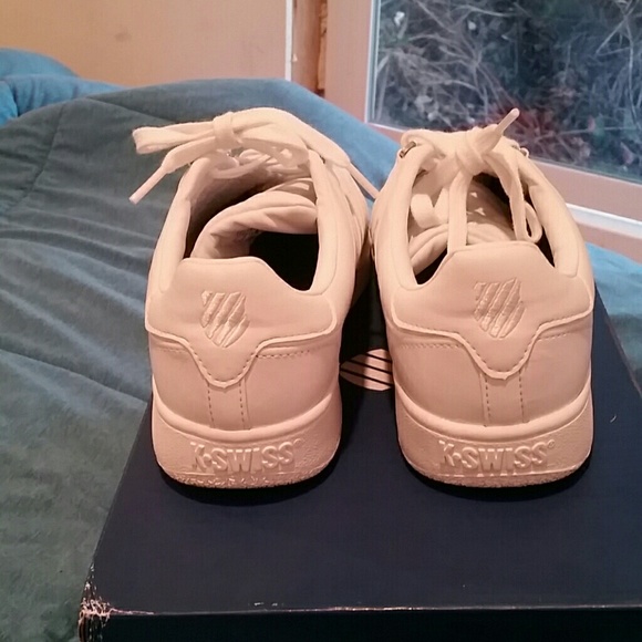 Shoes - Picture 2 of 4